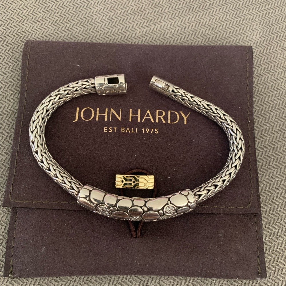 John Hardy Sterling and Pave Diamond Icon bracelet.